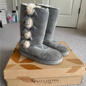 Koolaburra Gray Winter Boots with Pom-Poms